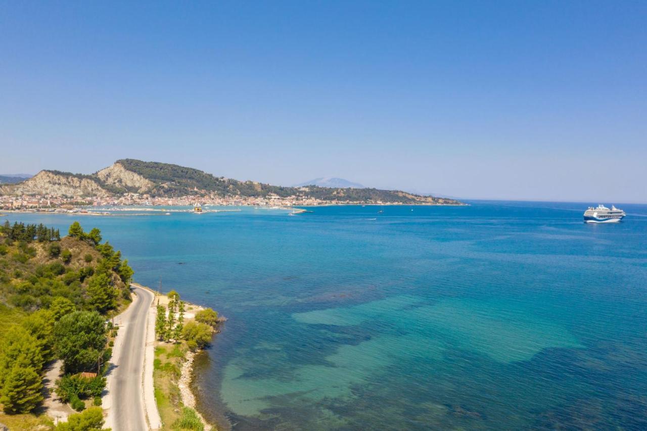 Venetico Beachfront & - 2 Bedroom Sea View Apartment Argassi