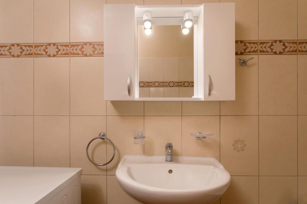 Venetico Beachfront & - 2 Bedroom Sea View