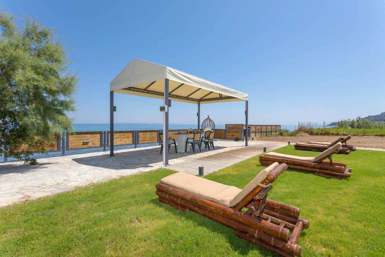 Apartment Venetico Beachfront & - 2 Bedroom Sea View