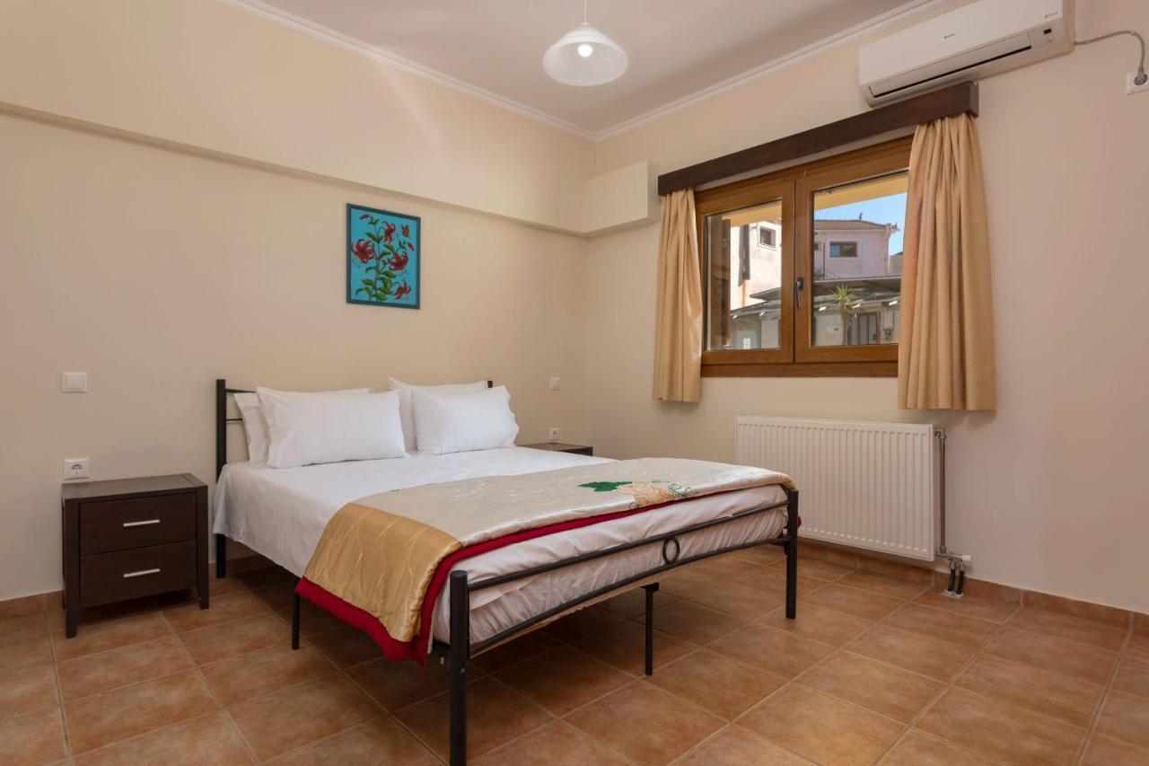 Apartment Venetico Beachfront & - 2 Bedroom Sea View