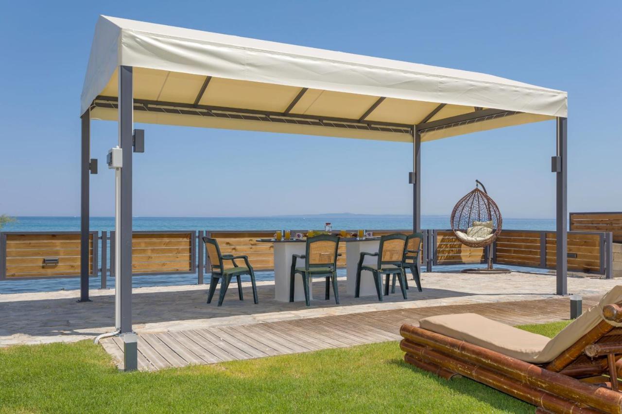 Venetico Beachfront & - 2 Bedroom Sea View *