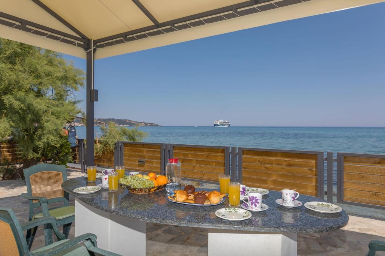 Venetico Beachfront & - 2 Bedroom Sea View *