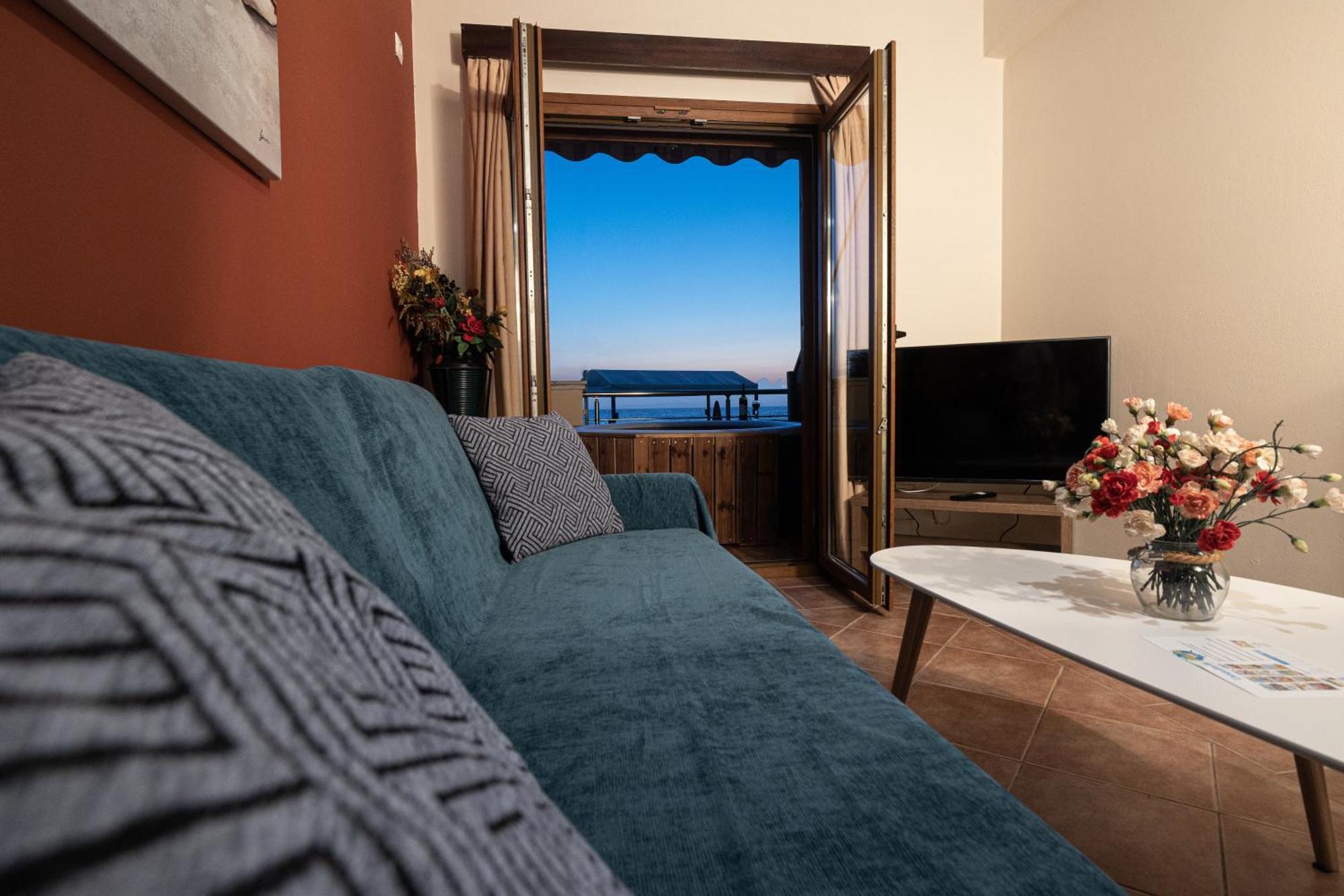 Venetico Beachfront & - Sea View * Argásion