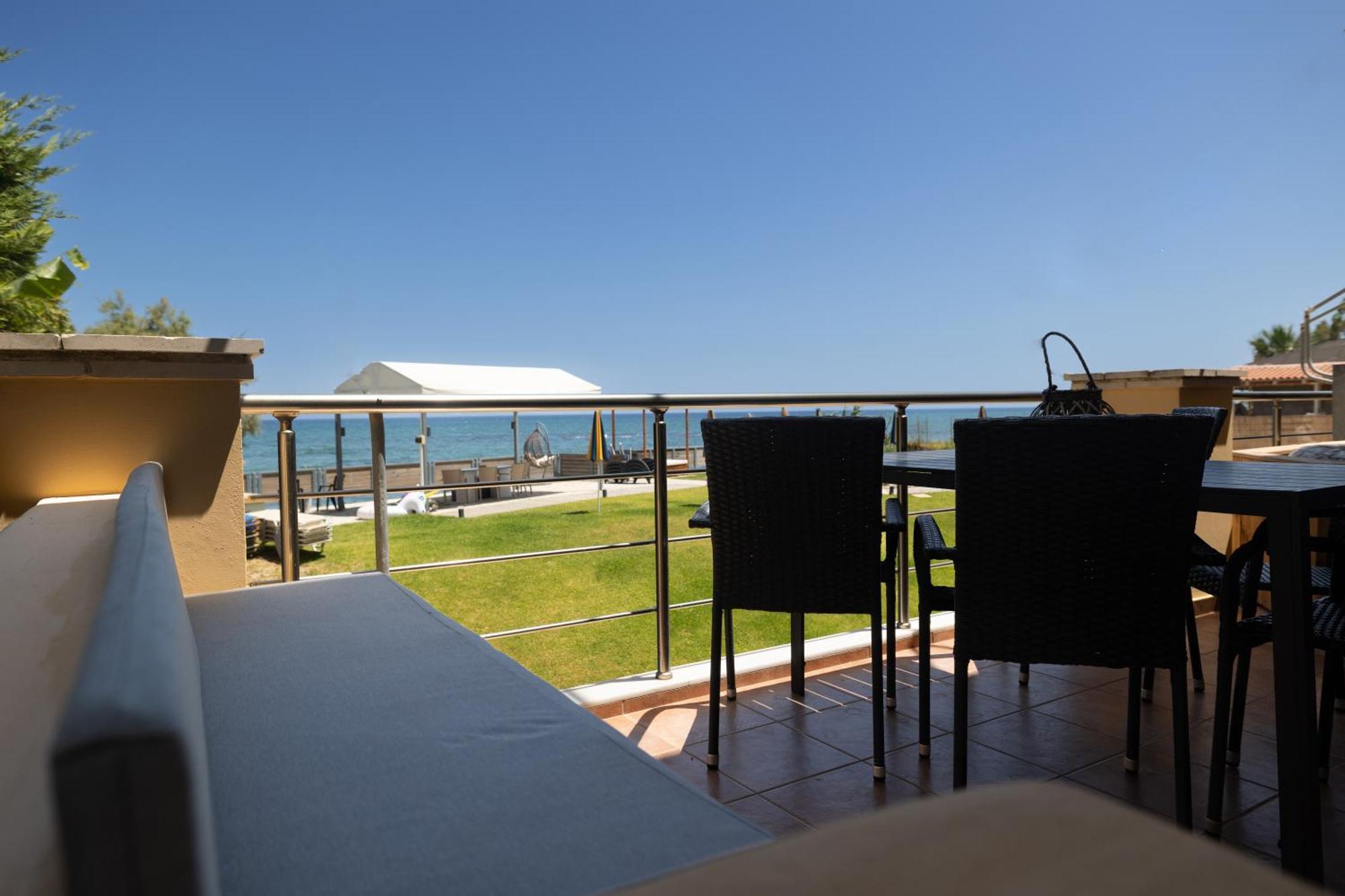 Venetico Beachfront & - Sea View 公寓