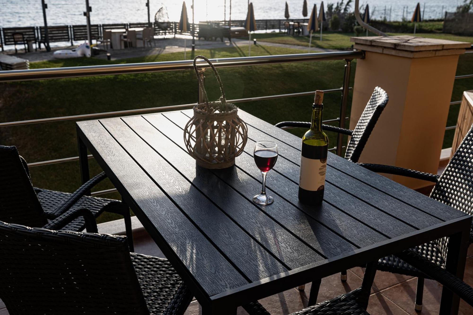 公寓 Venetico Beachfront & - Sea View *